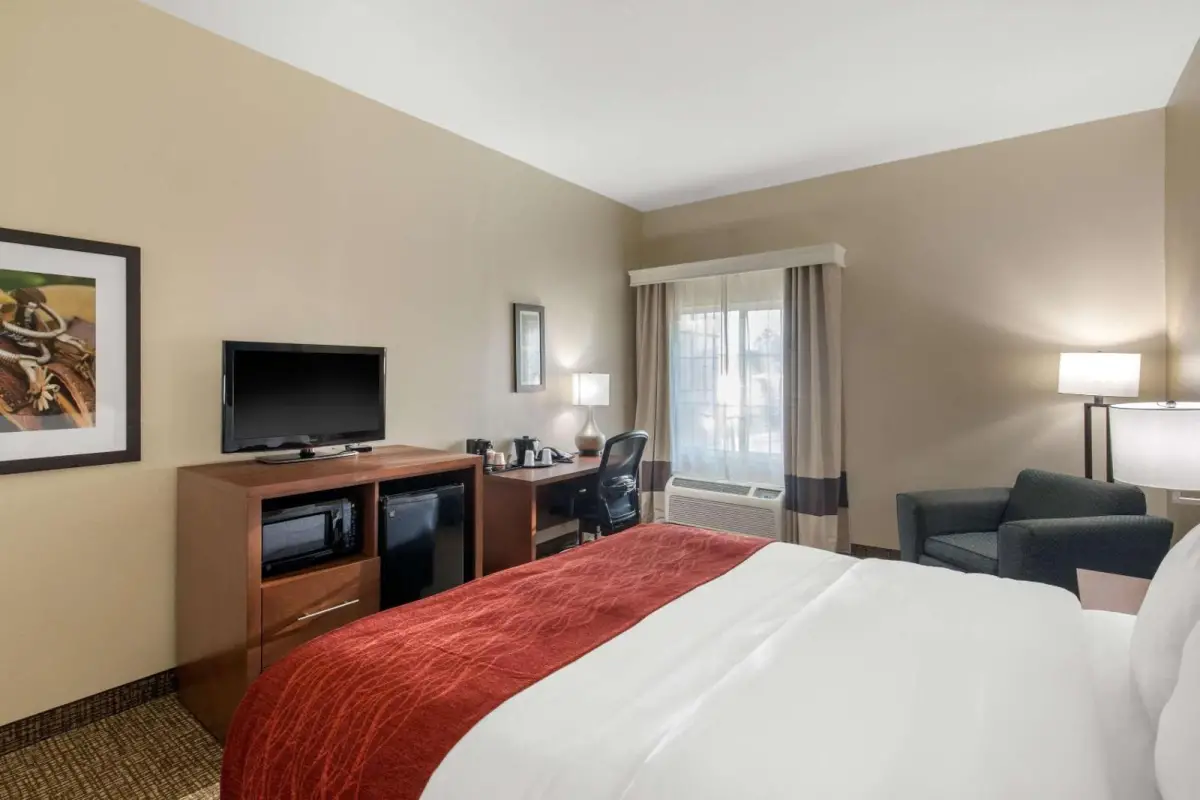 Comfort Inn & Suites Cedar Hill Duncanville 6